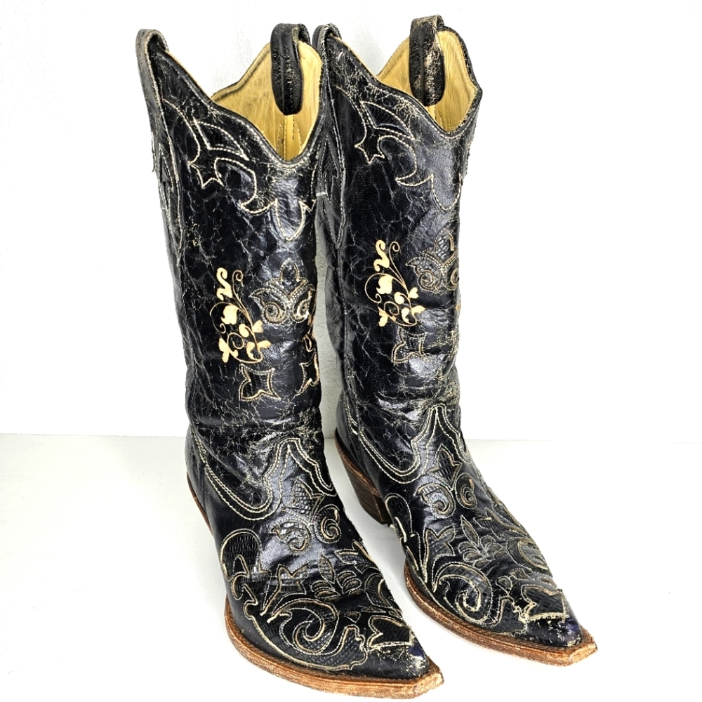 CORRAL Vintage Black Leather with Lizard Inlay Snip Toe Western Boots